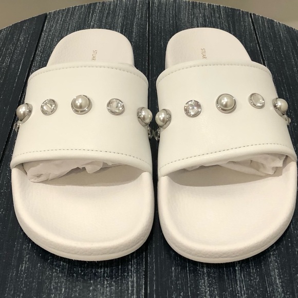Stuart Weitzman Slides - Picture 8 of 9